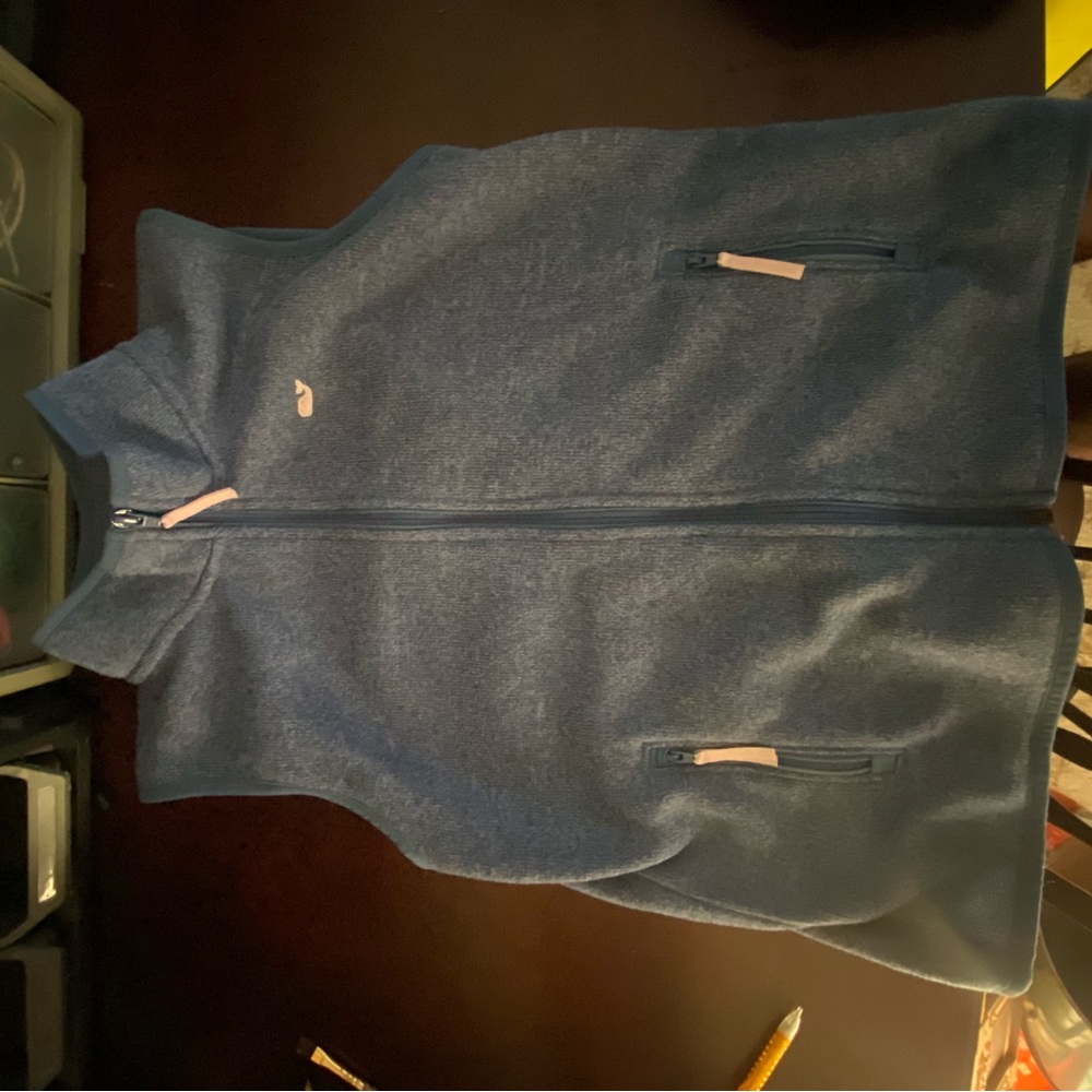 Vineyard Vines girls vest